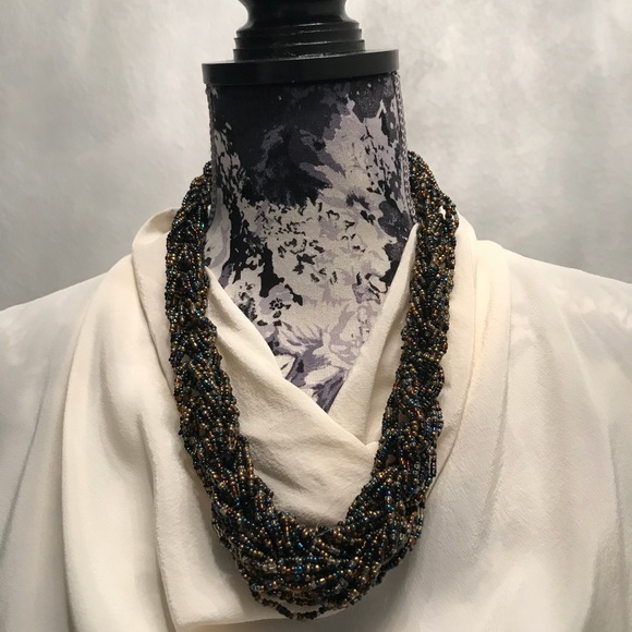 Elegant Draped Cream Blouse WITH Necklace - Picture 2 of 4